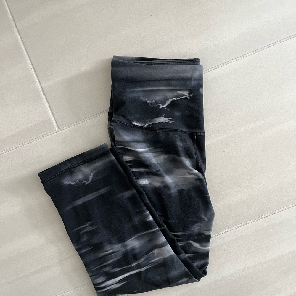 Old Navy Active Capri Leggings
